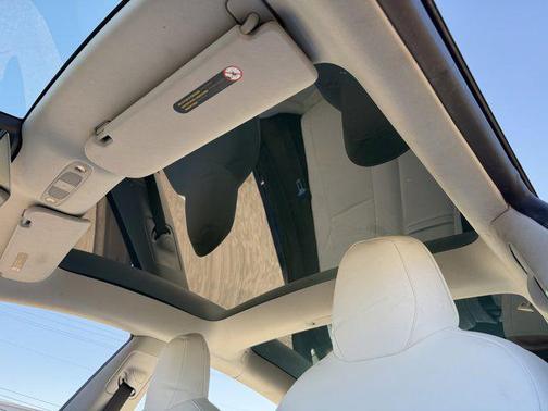 2022 Tesla Model 3 Standard Range