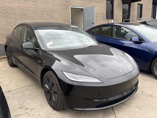 2025 Tesla Model 3 Long Range