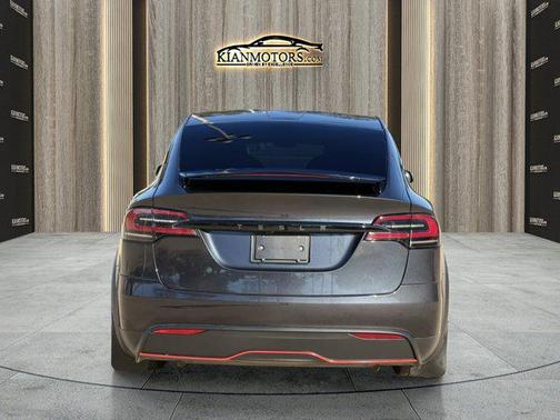 2024 Tesla Model X Long Range