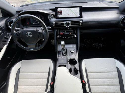 2022 Lexus IS 350 Base