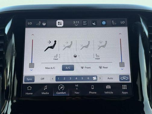 2023 RAM 3500 Big Horn Crew Cab 4x4 8' Box