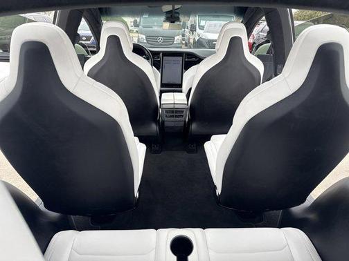 2018 Tesla Model X 75D