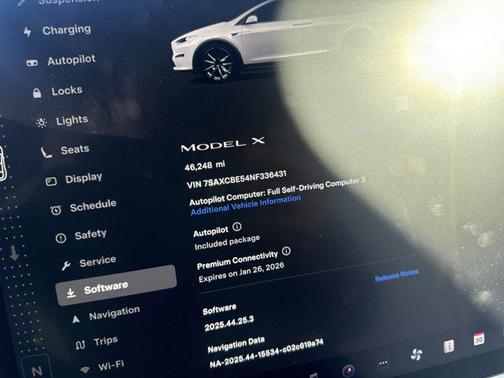 2022 Tesla Model X Dual Motor All-Wheel Drive