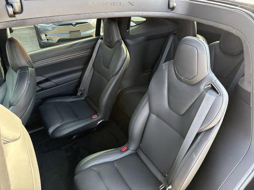 2022 Tesla Model X Dual Motor All-Wheel Drive