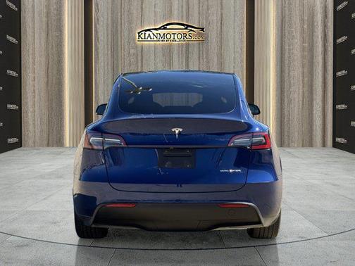 2023 Tesla Model Y Long Range Dual Motor All-Wheel Drive