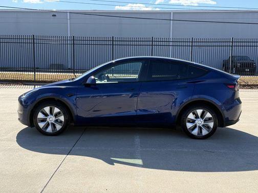 2023 Tesla Model Y Long Range Dual Motor All-Wheel Drive