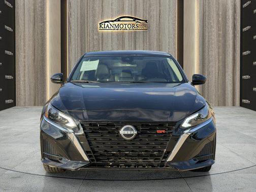 2023 Nissan Altima SR FWD