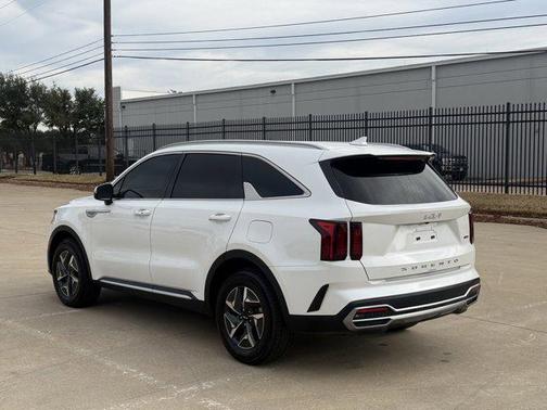 2022 Kia Sorento Hybrid S