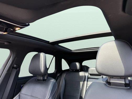 2023 Mercedes-Benz GLC 300 Base