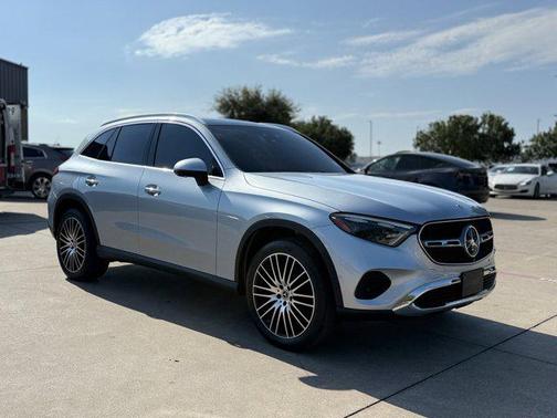 2023 Mercedes-Benz GLC 300 Base