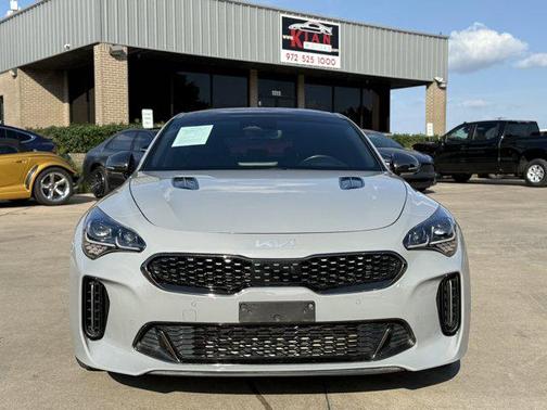 2023 Kia Stinger GT2