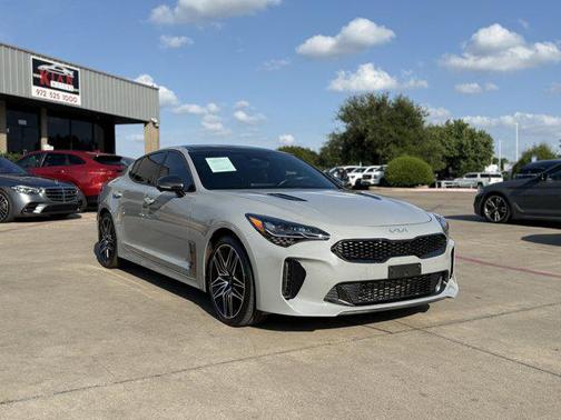 2023 Kia Stinger GT2