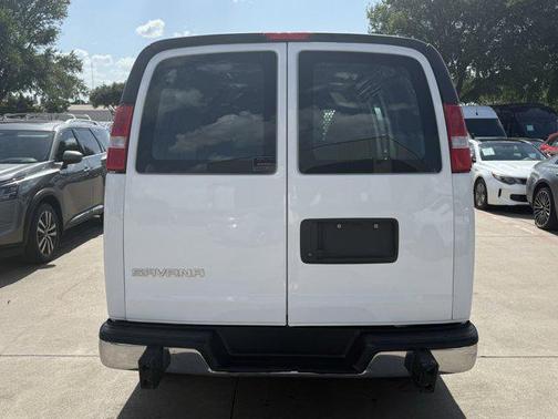 2022 GMC Savana 2500 Work Van