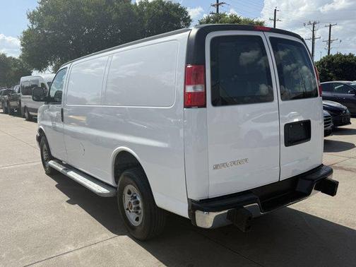2022 GMC Savana 2500 Work Van