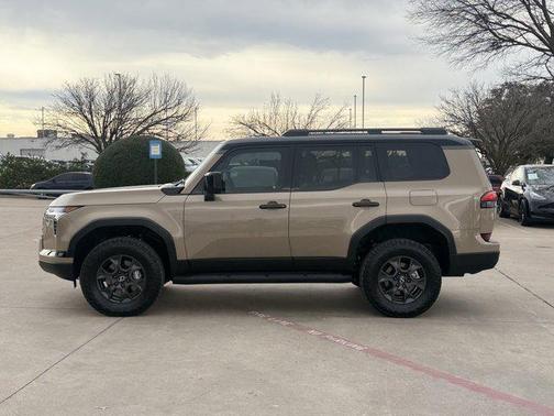 2025 Lexus GX 550 Overtrail+