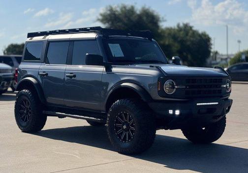 2021 Ford Bronco Base