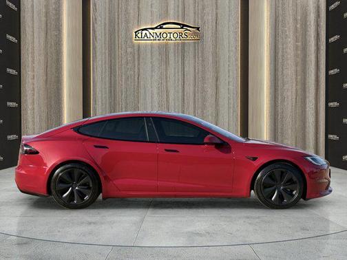 2023 Tesla Model S Standard Range