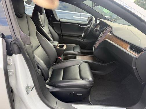 2020 Tesla Model S Long Range Plus