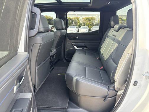 2022 Toyota Tundra Platinum