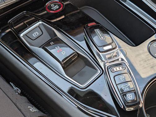 2023 Audi e-tron GT Premium Plus quattro