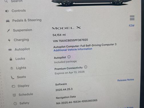 2023 Tesla Model X Standard Range