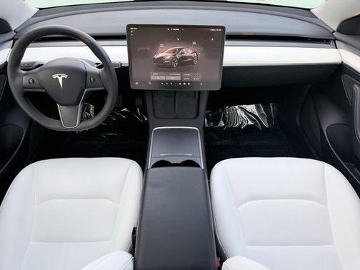 2023 Tesla Model 3 Standard Range