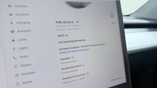 Midnight Silver Meta 2023 Tesla Model Y Long Range Dual Motor All-Wheel Drive