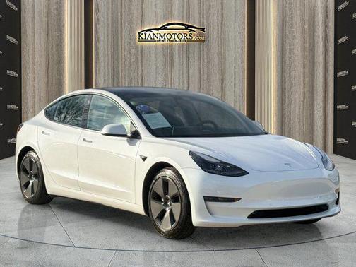 2021 Tesla Model 3 Standard Range Plus
