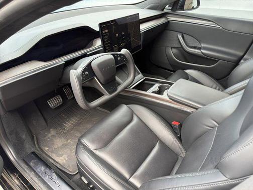 2022 Tesla Model S Dual Motor All-Wheel Drive