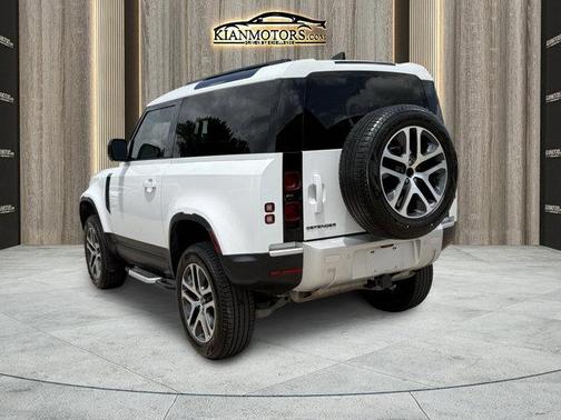 2023 Land Rover Defender 90 S