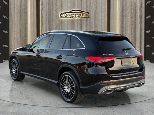 2023 Mercedes-Benz GLC 300 Base