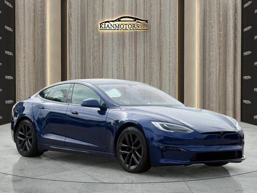 Deep Blue Metallic 2021 Tesla Model S Plaid