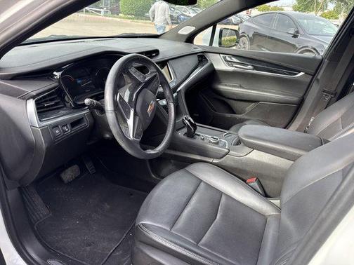 White 2024 Cadillac XT5 Premium Luxury