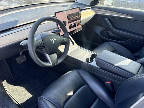 2023 Tesla Model 3 Standard Range