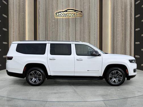 2024 Jeep Wagoneer L Series II 4x2