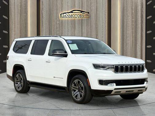 2024 Jeep Wagoneer L Series II 4x2