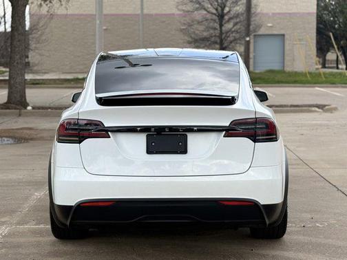 2025 Tesla Model X Long Range