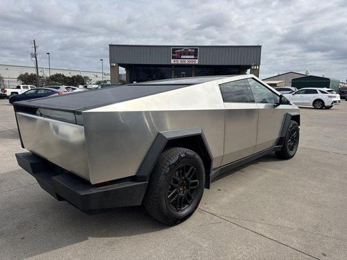 2025 Tesla Cybertruck All-Wheel Drive