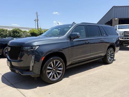 2022 Cadillac Escalade ESV Sport Platinum