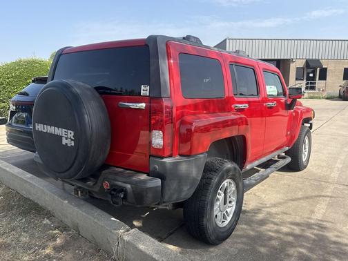 Victory Red 2006 Hummer H3 Base
