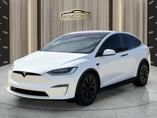 2023 Tesla Model X Standard Range