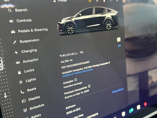 2022 Tesla Model X Dual Motor All-Wheel Drive