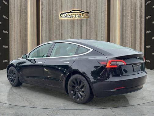 2019 Tesla Model 3 Mid Range