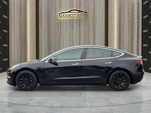 2019 Tesla Model 3 Mid Range