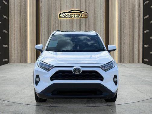 2019 Toyota RAV4 XLE Premium