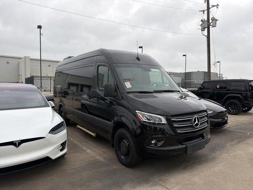 Obsidian Black Metal 2023 Mercedes-Benz Sprinter 2500 High Roof