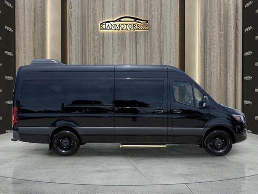 Obsidian Black Metal 2023 Mercedes-Benz Sprinter 2500 High Roof