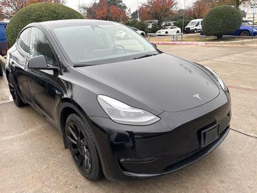 2023 Tesla Model Y Long Range Dual Motor All-Wheel Drive  AWD