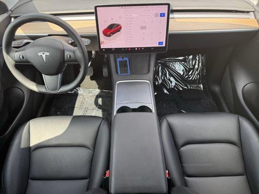 2022 Tesla Model Y Long Range Dual Motor All-Wheel Drive