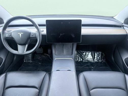 2022 Tesla Model 3 Standard Range